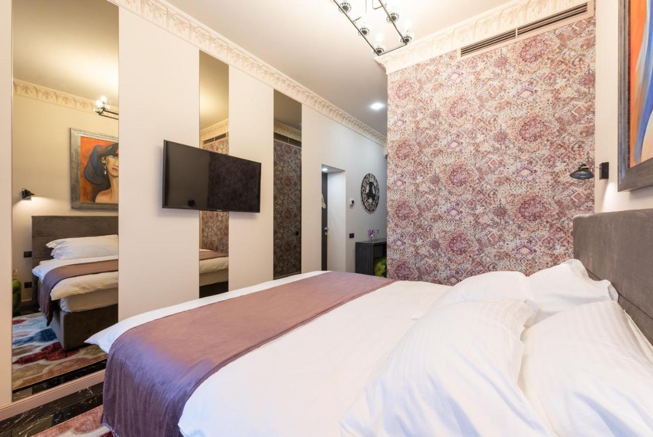 Mr Grey Boutique Hotel Odessa Exterior photo